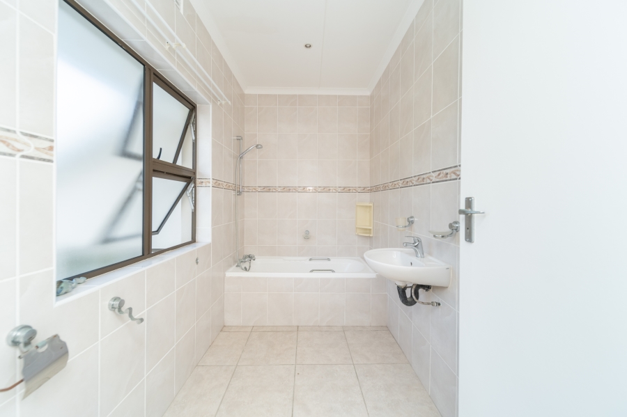 5 Bedroom Property for Sale in Stirling Eastern Cape